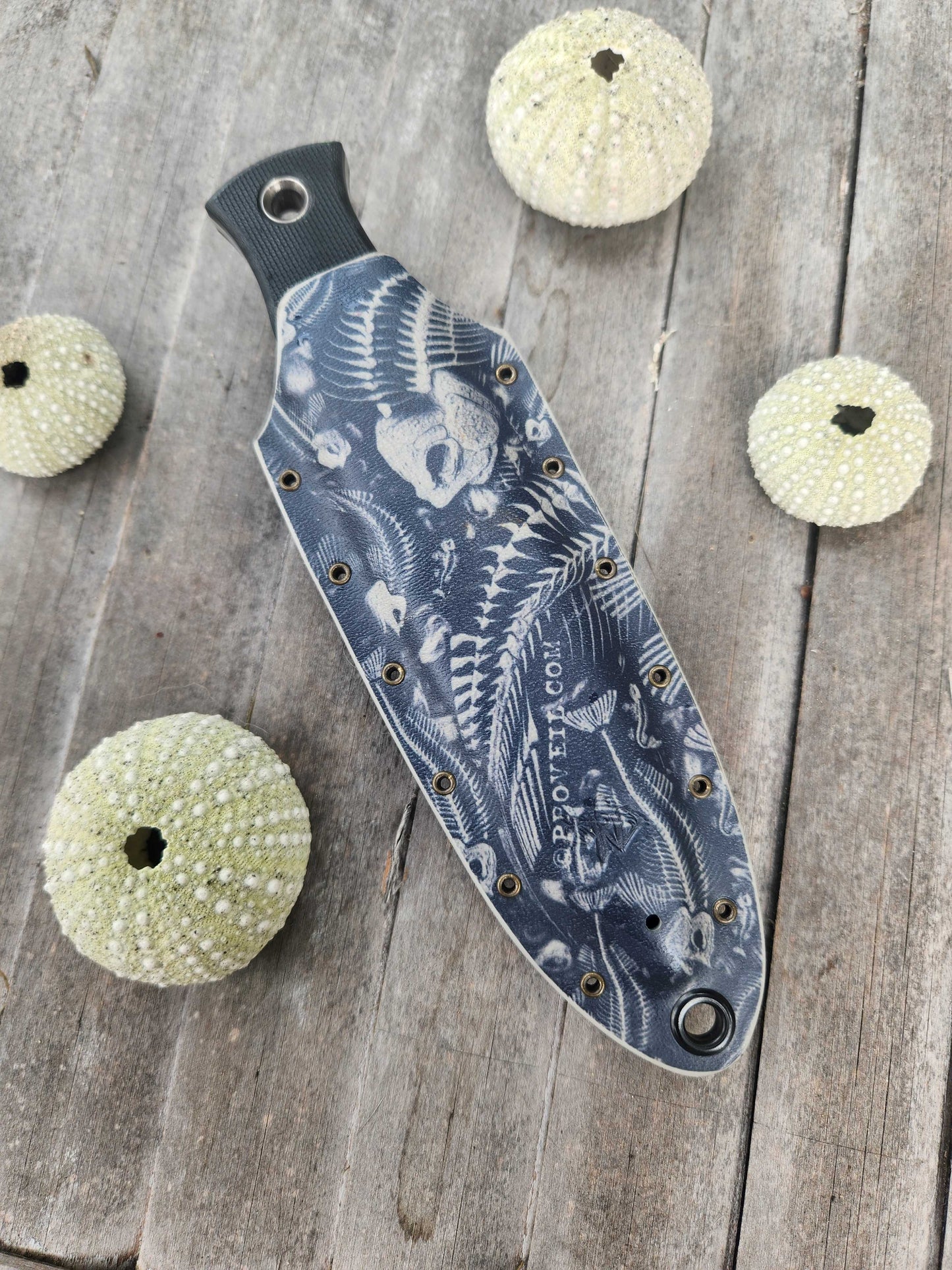 Angler Knives Dorado #10 - Peel Ply black g10 handle