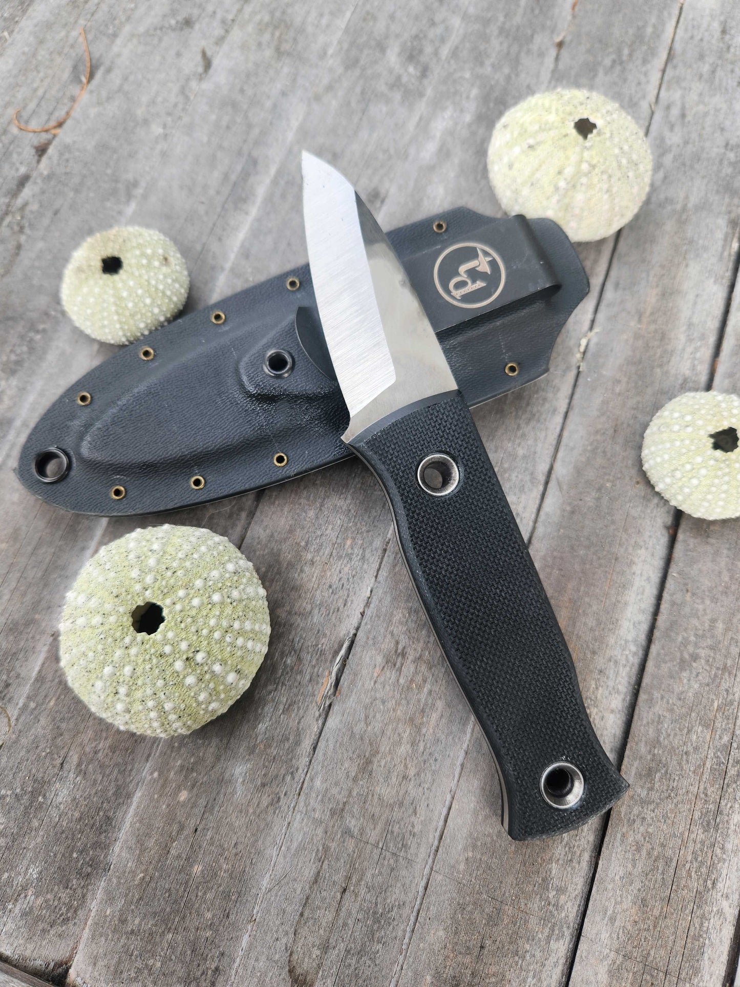 Angler Knives Dorado #9 - Peel Ply black g10 handle