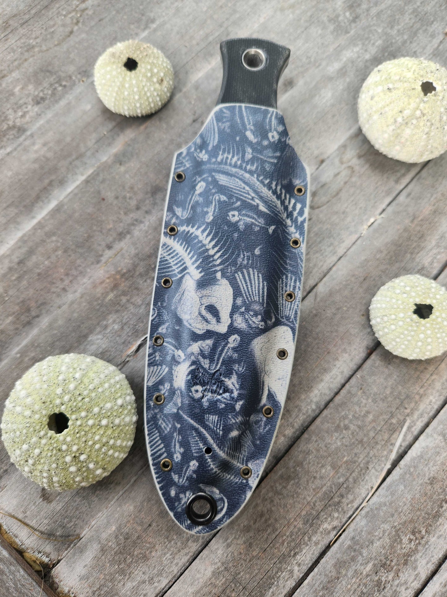 Angler Knives Dorado #8 - Peel Ply black g10 handle