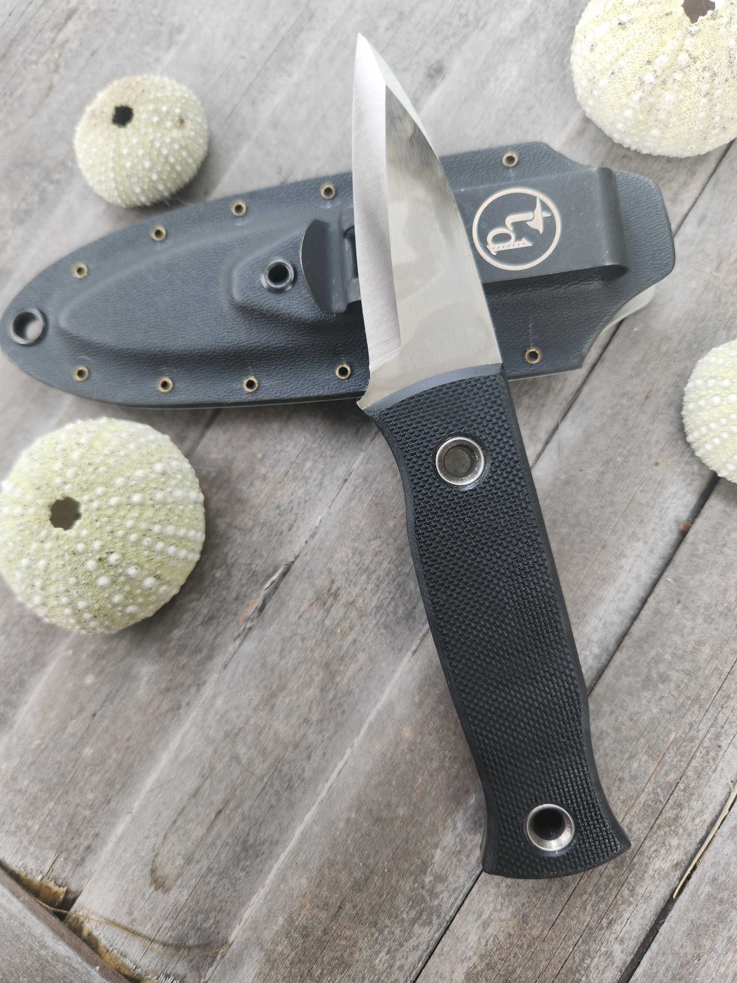 Angler Knives Dorado #10 - Peel Ply black g10 handle