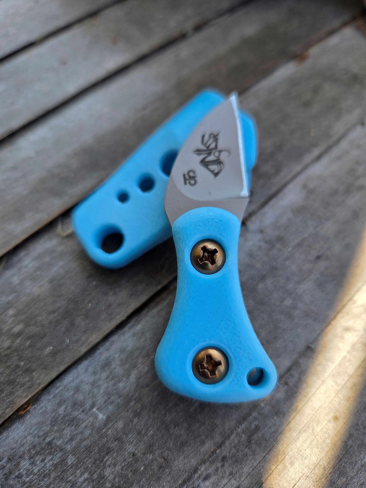 Turner CNC Anchovy - Blue glow handle Glow Blue sheath
