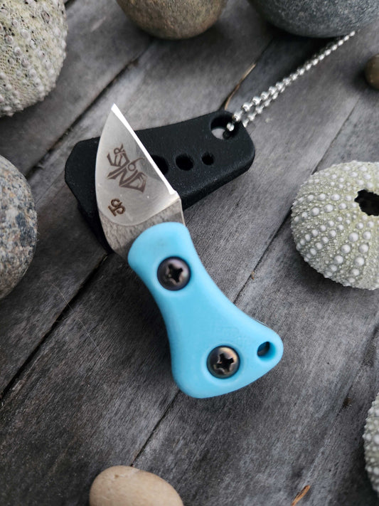Turner CNC Anchovy - Blue glow handle black sheath